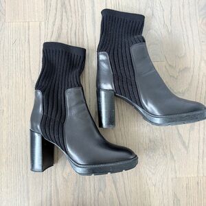 Aquatalia Black Ankle Boots with Ribbed Knit